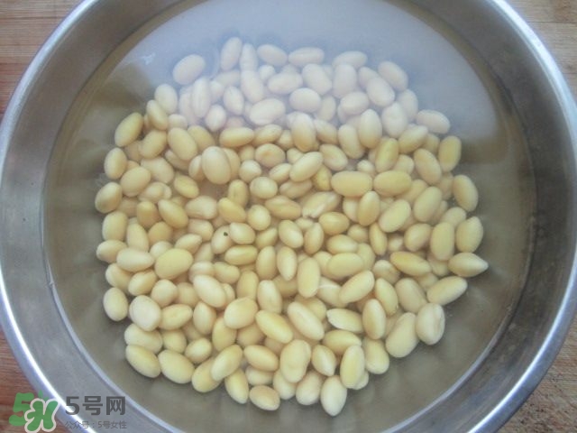 核桃可以和黃豆一起打豆?jié){嗎？核桃和什么一起打豆?jié){好？