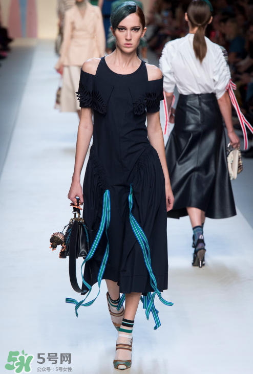 fendi2018春夏系列怎么樣_好看嗎_款式有哪些？