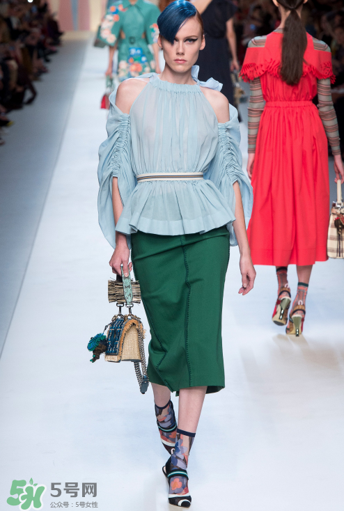 fendi2018春夏系列怎么樣_好看嗎_款式有哪些？