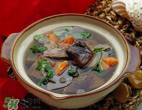 營(yíng)養(yǎng)在湯里還是肉里？煲湯小訣竅