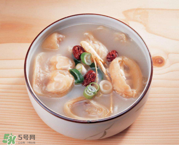 燉湯時(shí)間是不是越長(zhǎng)越好？湯里營(yíng)養(yǎng)多嗎？