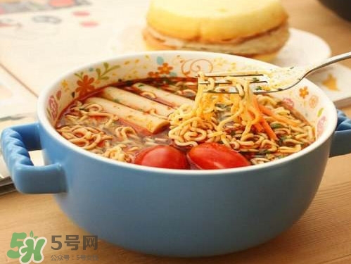 方便面致癌嗎？泡面有營(yíng)養(yǎng)嗎