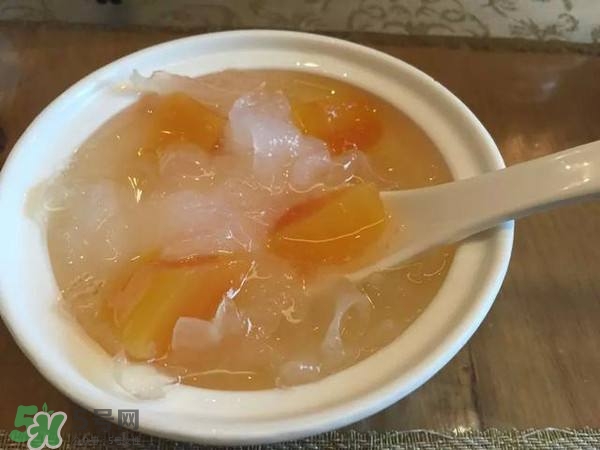 雪蛤和燕窩能一起燉嗎？雪蛤燕窩一起燉有什么功效作用