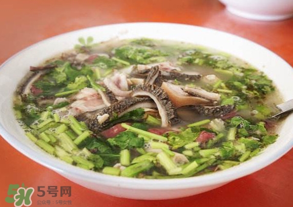 羊雜湯膻不膻？羊雜湯是哪里的特色美食