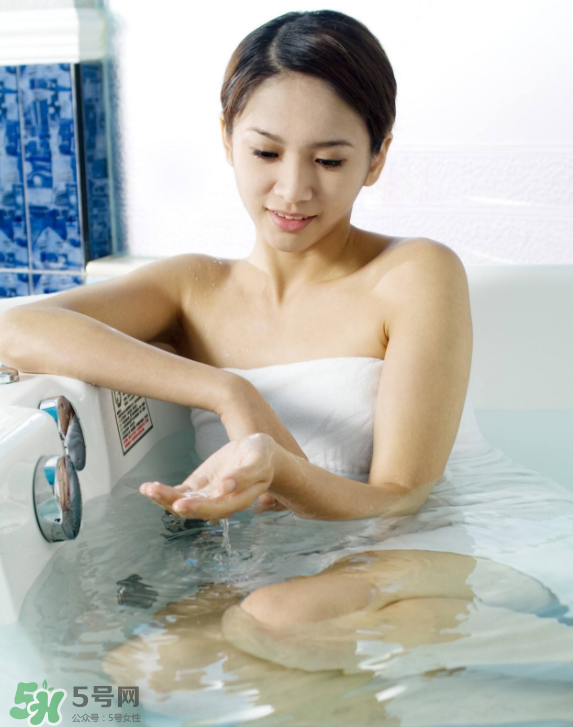 乳腺炎是熱敷還是冷敷？乳腺炎應(yīng)該熱敷還是冷敷？