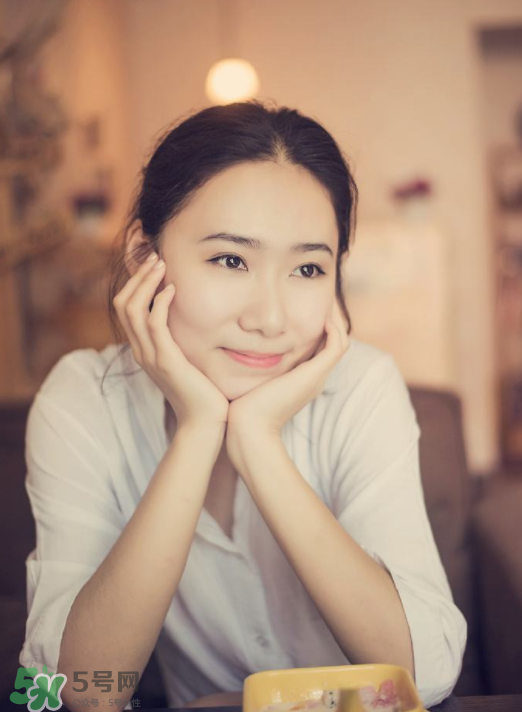 乳腺炎應(yīng)該吃什么？乳腺炎應(yīng)該注意什么？