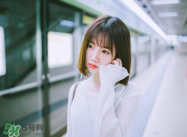 乳腺炎不發(fā)燒能喂奶嗎？乳腺炎輸液能喂奶嗎?