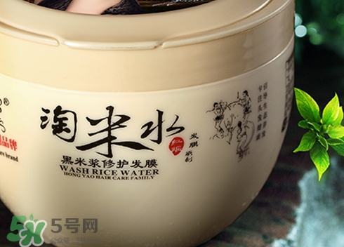 護(hù)發(fā)素能軟化頭發(fā)嗎？護(hù)發(fā)素能讓頭發(fā)變軟嗎？