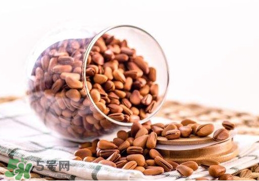 松子不能和什么一起吃？松子什么人不能吃