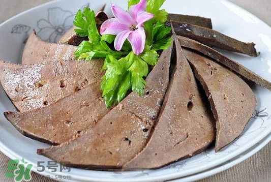 豬肝是發(fā)物嗎？豬肝是回奶的嗎