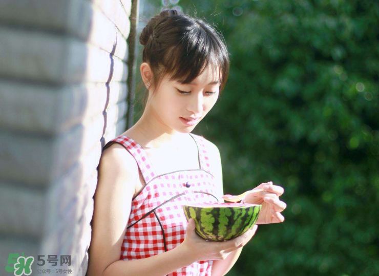 結(jié)膜炎眼睛腫了怎么辦？結(jié)膜炎眼睛紅幾天能好？
