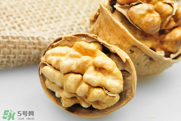 核桃開裂怎么辦？核桃為什么會(huì)開裂？