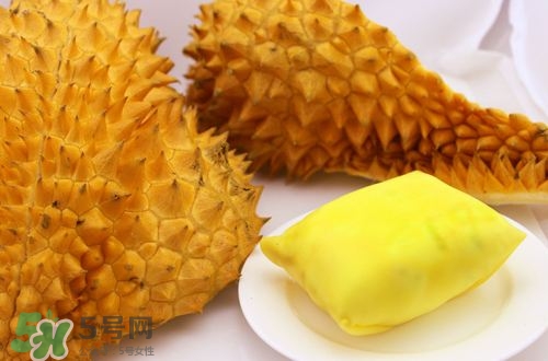 榴蓮和柿子能一起吃嗎？吃完榴蓮可以吃柿子嗎？