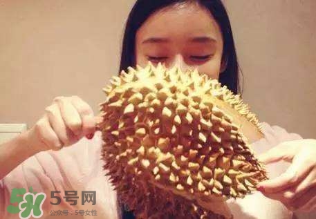 榴蓮發(fā)苦是怎么回事？榴蓮發(fā)苦還能吃嗎？