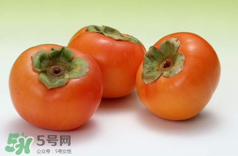 榴蓮和柿子能一起吃嗎？吃完榴蓮可以吃柿子嗎？