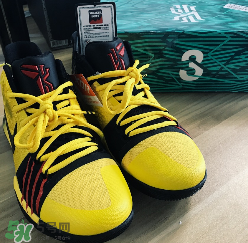 nike kyrie3 mamba mentality怎么樣？歐文3李小龍配色開(kāi)箱測(cè)評(píng)