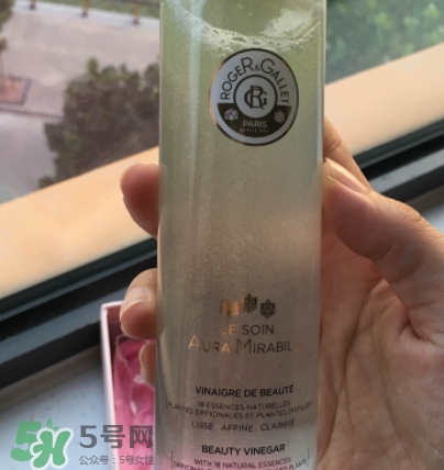 香邂格蕾古法凝光醋萃爽膚水怎么用？