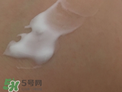 香邂格蕾古法凝光精華霜怎么用？香邂格蕾面霜使用心得