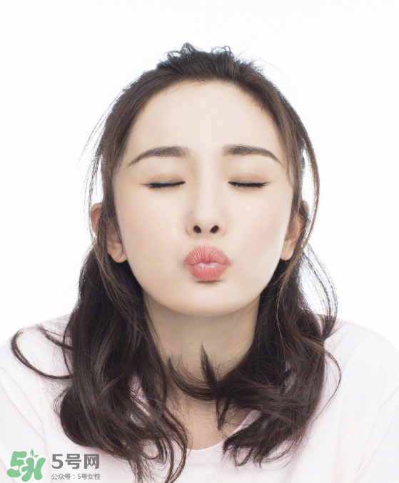 墊下巴會(huì)顯得臉小嗎？墊下巴會(huì)一直婆婆嘴嗎？