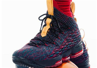 nike lebron 15 cavs實(shí)物什么樣？