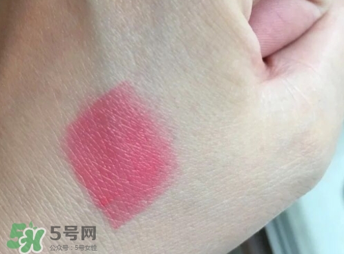 雅詩(shī)蘭黛戀愛唇膏怎么打開？雅詩(shī)蘭黛戀愛唇膏怎么用