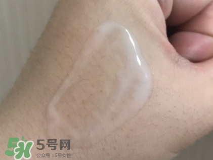 olay臻粹系列小臉精華多少錢？olay小臉精華適合年齡