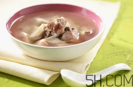 牛骨頭湯補(bǔ)什么？牛骨頭湯不能和什么一起吃