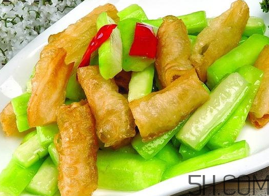 油條和什么炒好吃？油條可以炒什么菜？