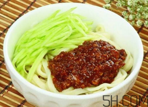 炸醬面用什么醬好？炸醬面可以用甜面醬嗎？