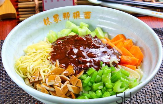 炸醬面用什么醬好？炸醬面可以用甜面醬嗎？