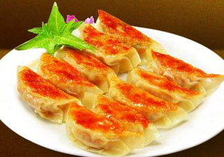 煎餃可以先蒸后煎嗎？煎餃是生煎還是熟煎？