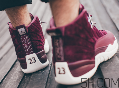 air jordan 12 bordeaux紅酒配色上腳效果怎么樣？