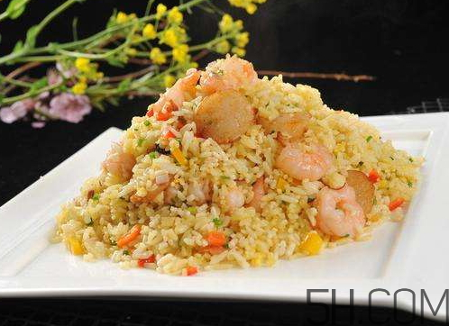 蛋炒飯?jiān)趺闯吹囊涣Ａ＃?炒飯如何粒粒分明？