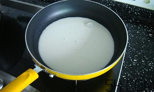 牛奶煮開(kāi)了還有營(yíng)養(yǎng)嗎？牛奶可以加熱嗎？