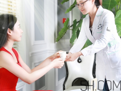 宮外孕會來月經嗎？宮外孕試紙能測出嗎