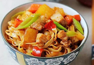 炒面為什么會(huì)粘鍋？炒面怎么不粘鍋？