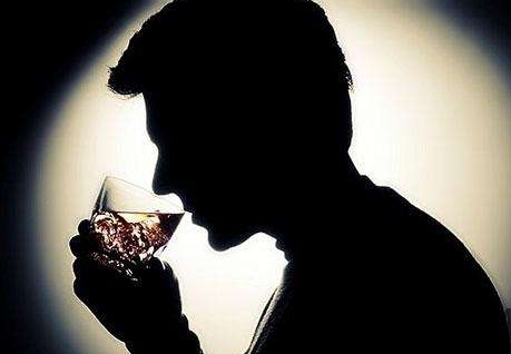 吃偉哥能喝酒嗎？吃偉哥喝酒了有用嗎？