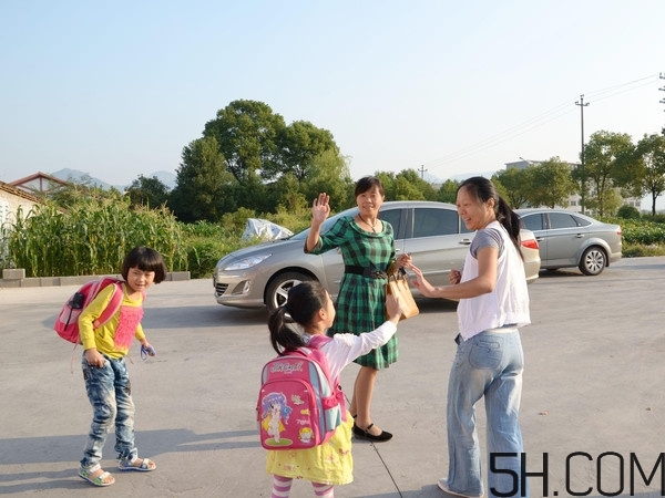 寶寶多大上幼兒園合適？寶寶上幼兒園早好嗎？