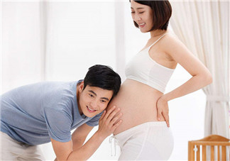孕婦睡覺能伸懶腰嗎？孕婦出門注意事項