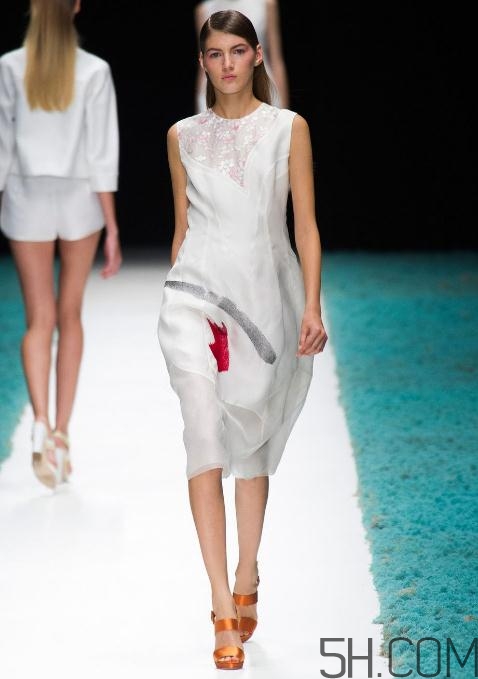 shiatzy chen衣服貴嗎？shiatzy chen服裝價位