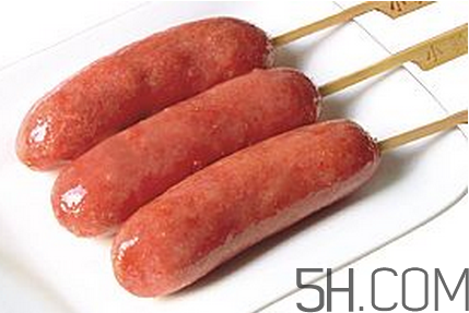 烤腸能用微波爐加熱嗎？烤腸能在微波爐里烤嗎？