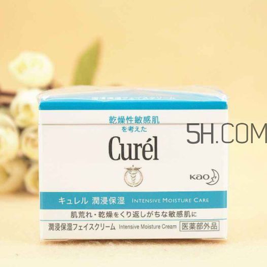 珂潤(rùn)面霜有酒精味嗎？珂潤(rùn)面霜是什么氣味的？
