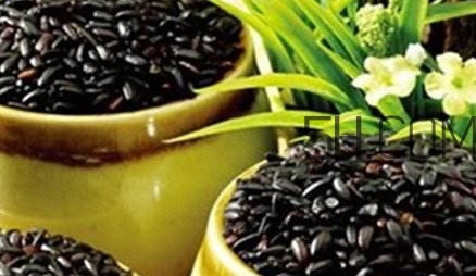 黑芝麻吃多久白發(fā)變黑？黑芝麻對(duì)頭發(fā)的功效