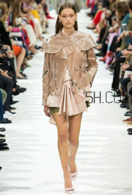 valentino2018春夏系列怎么樣_好看嗎？