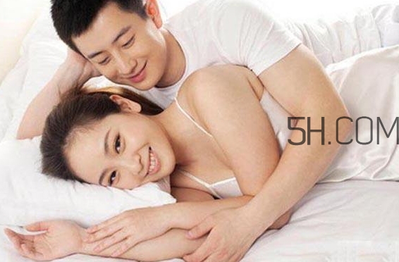 孕晚期同房有助于生產(chǎn)嗎？孕晚期同房對胎兒有影響嗎？