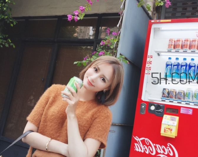 中耳炎和狐臭有關(guān)系嗎？中耳炎會(huì)自愈嗎？