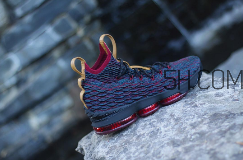 nike lebron 15 cavs騎士隊(duì)配色發(fā)售時(shí)間_多少錢？