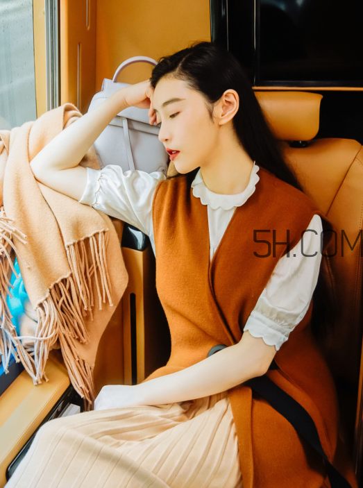 中耳炎為什么會(huì)流水？中耳炎為什么會(huì)流血？