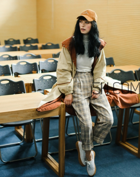 卡其色風(fēng)衣配什么鞋子？卡其色風(fēng)衣搭配鞋子圖片