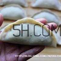 餃子和面用熱水還是冷水？餃子和面要醒多長時間？